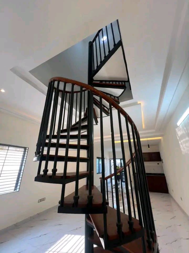 TOGBIN CLUB DES ROIS VILLA DUPLEX NOUVELLE CONSTRUCTION